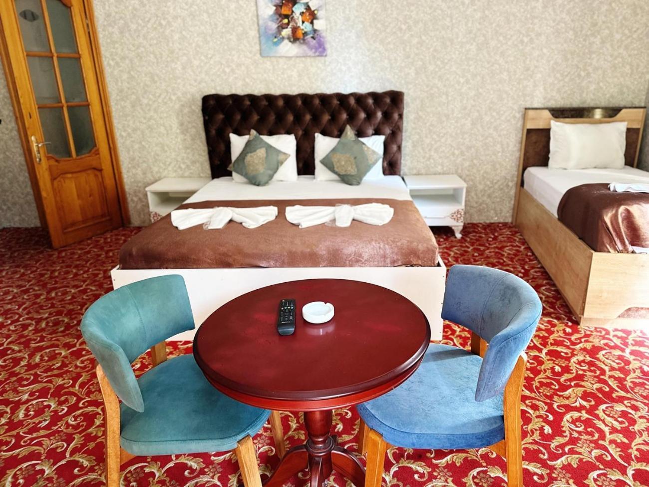 Avi Hotel Baku Eksteriør billede
