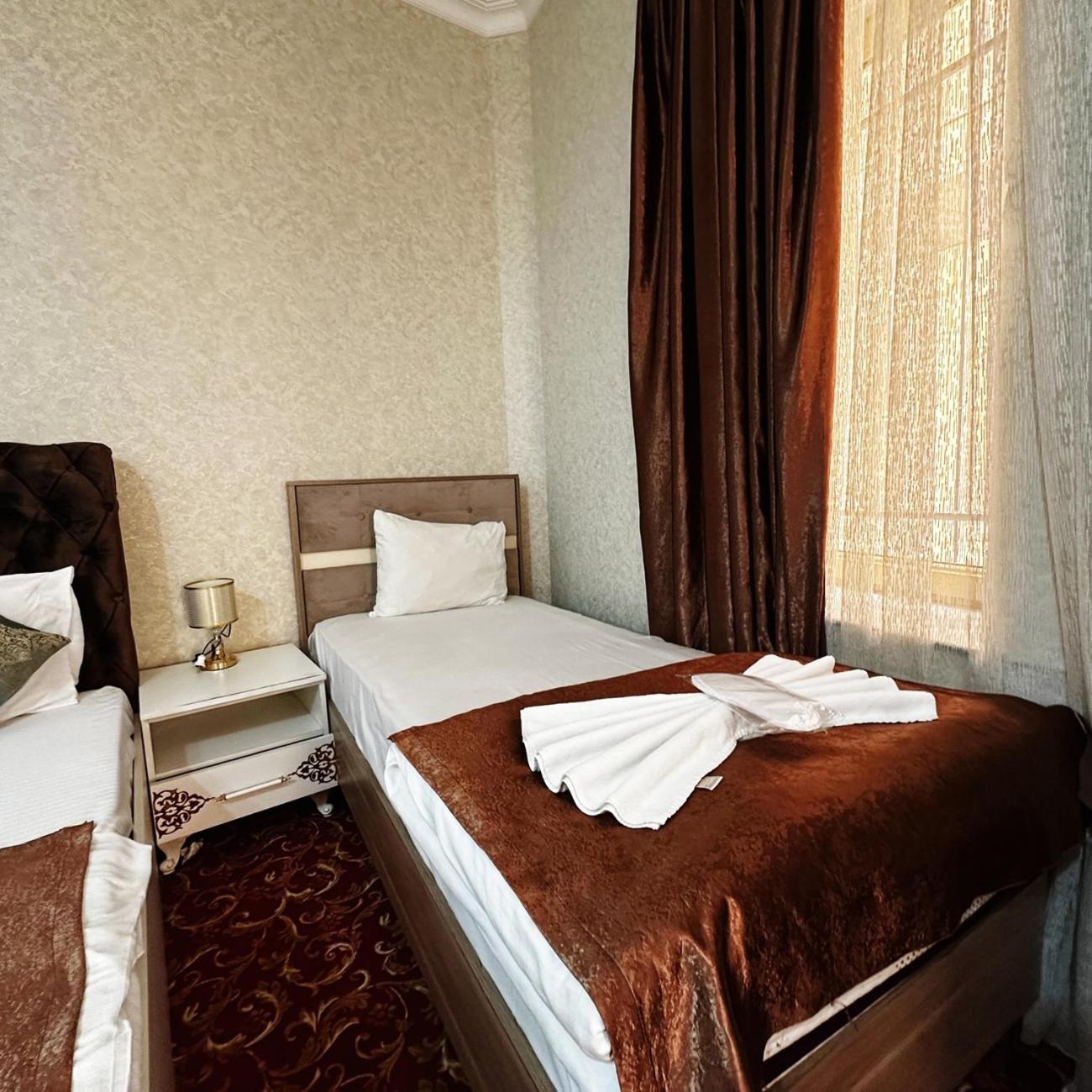 Avi Hotel Baku Eksteriør billede