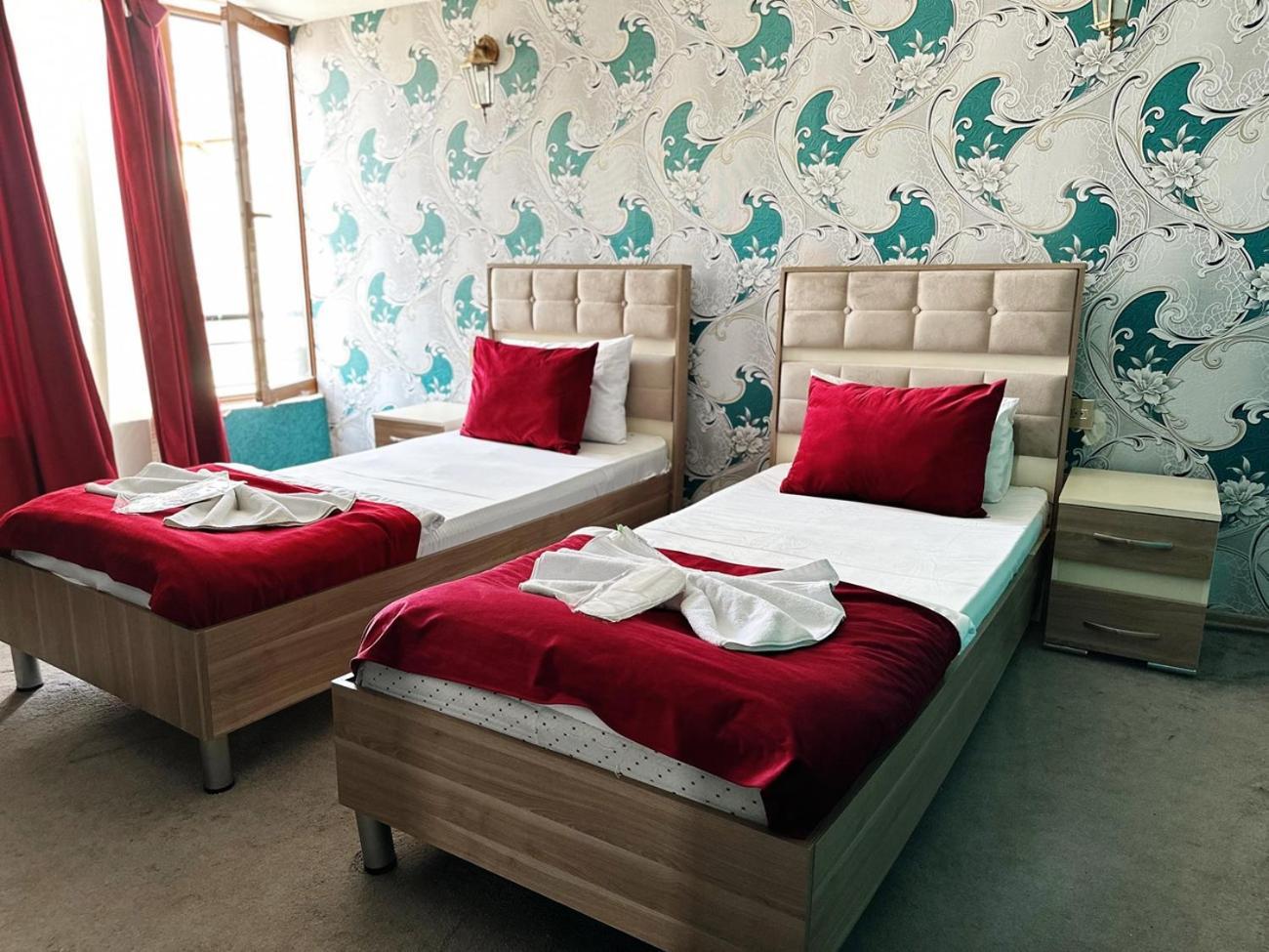 Avi Hotel Baku Eksteriør billede