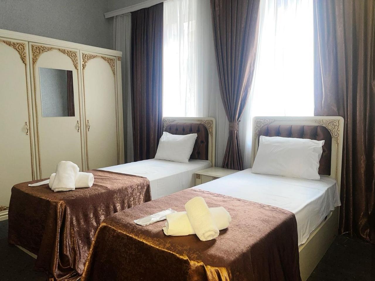 Avi Hotel Baku Eksteriør billede