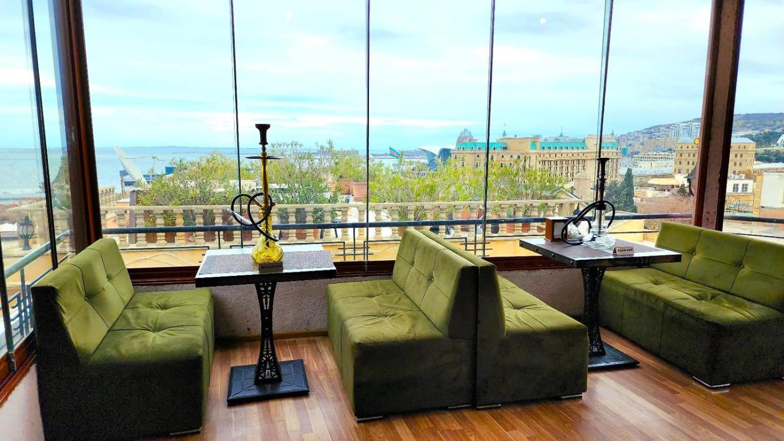 Avi Hotel Baku Eksteriør billede